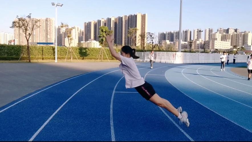 成都中考体育改革_中考体育项目跳远技巧_成都中考体育标准过高